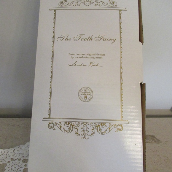 "The Tooth Fairy" The Hamilton Collection Porcelain Doll - Picture 14 of 14